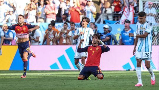 Spain shatters Argentina's dream with 1-0 win in World Cup final