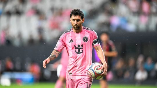 Lionel Messi nears deal to buy another football team
