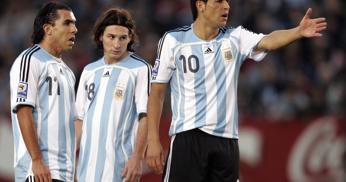 Carlos Tevez habló de su partido despedida en la Bombonera y confirmó dos nombres top: "Messi va a jugar, y Riquelme también"